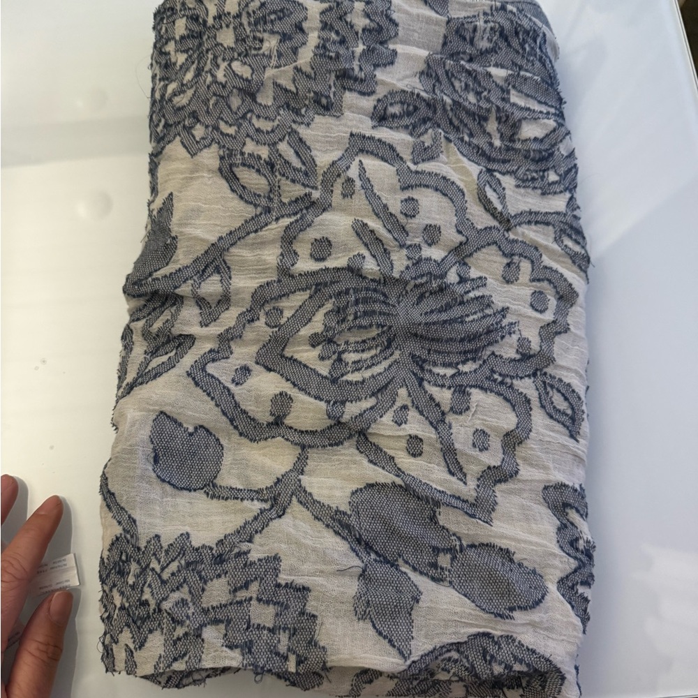 Universal Thread Gray Floral Embroidered Wrap Scarf